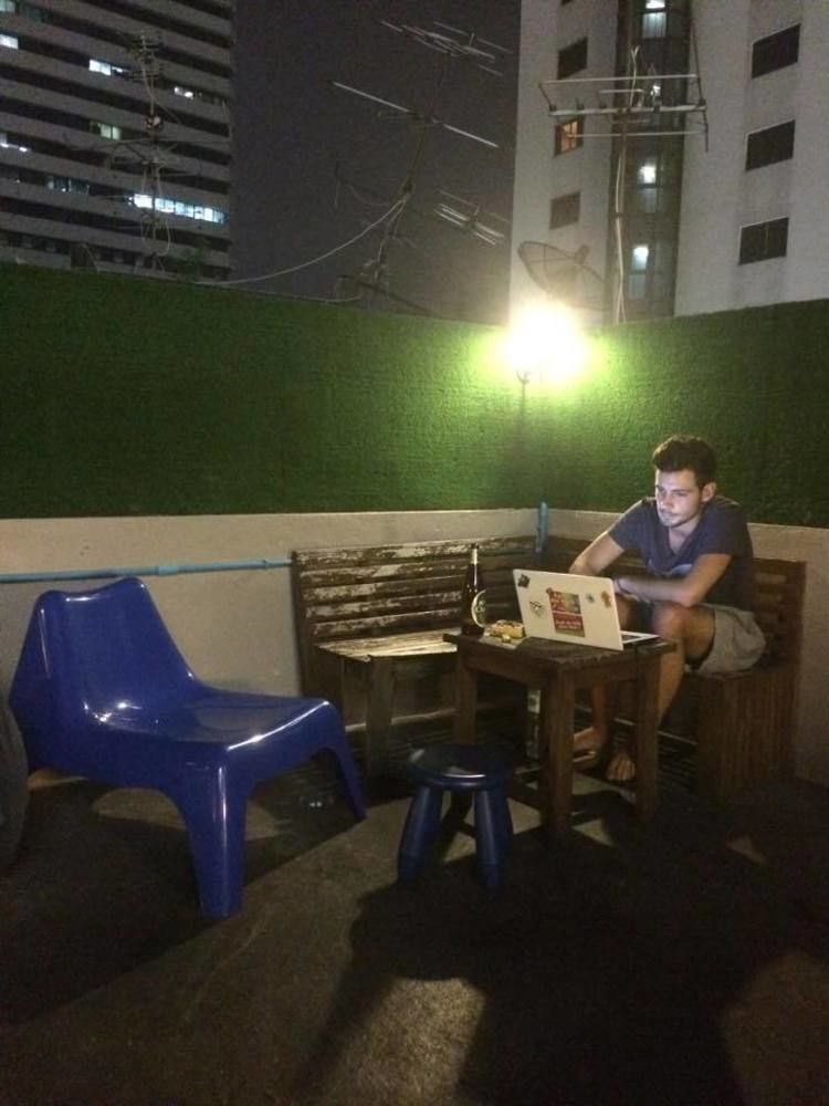Jellybean Ezy Hostel Sathorn กรุงเทพมหานคร ภายนอก รูปภาพ